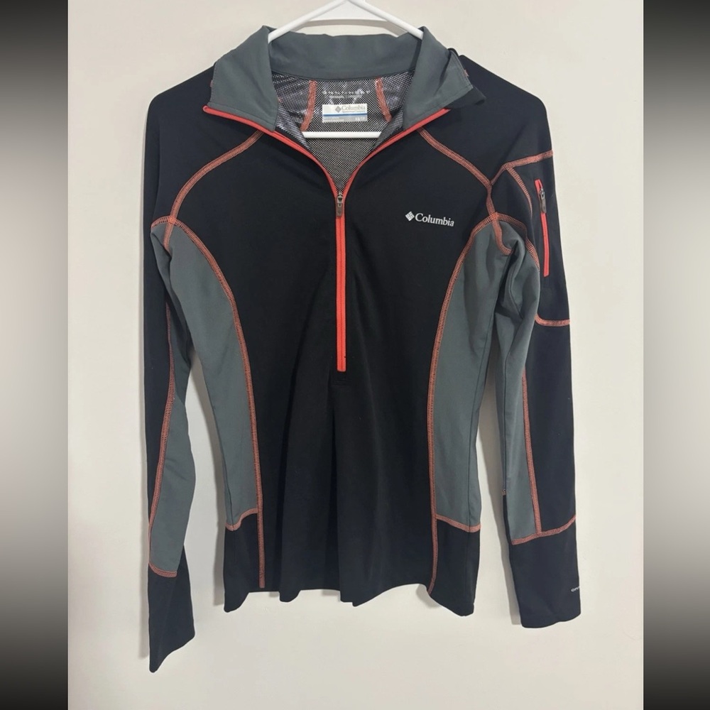 Columbia Black and Gray Half-Zip Athletic Pullover with Coral Trim Size XS